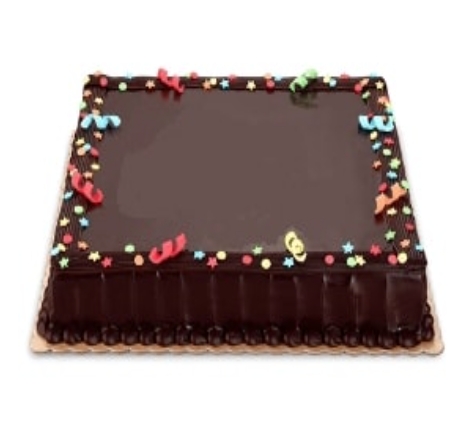 Özenle Hazırlanan 80 Kişilik Dikdörtgen Çikolatalı Pasta